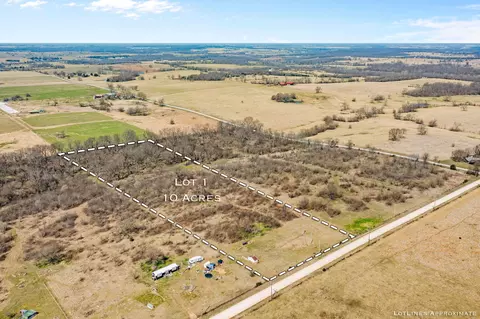 21170 S 1125 Rd, Stockton, MO 65785