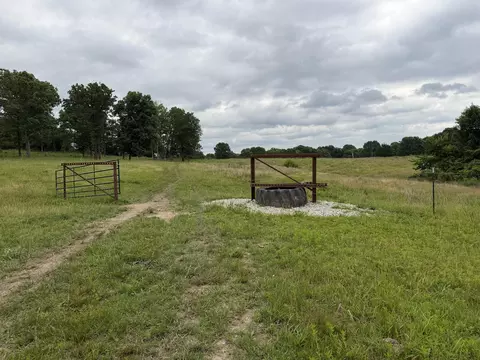 Exterior - 000 N Hwy, Squires, MO 65755 photo 2 of 3