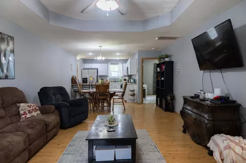 2073 N Elizabeth Ave, Springfield, MO 65803 photo 3