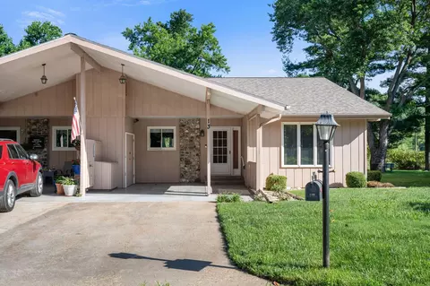 Exterior - 13 Magnolia Ct, Branson, MO 65616 photo 3 of 4
