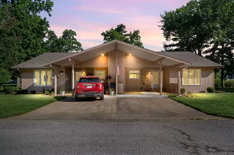 13 Magnolia Ct, Branson, MO 65616