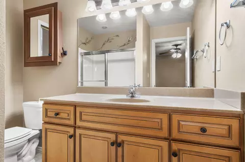 Bath - 13 Magnolia Ct, Branson, MO 65616 photo 2 of 3