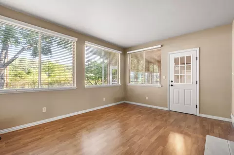 Living - 13 Magnolia Ct, Branson, MO 65616 photo 10 of 10