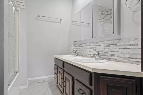 Bath - 27111 White Tail Rd, Shell Knob, MO 65747 photo 1 of 3
