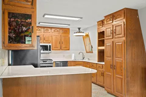 Kitchen - 27111 White Tail Rd, Shell Knob, MO 65747 photo 2 of 4