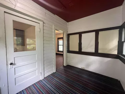 Exterior - 424 Mammoth St, Thayer, MO 65791 photo 7 of 13