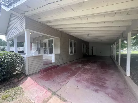 Exterior - 424 Mammoth St, Thayer, MO 65791 photo 3 of 13