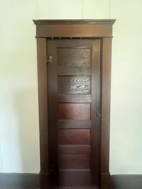 Entry Way - 424 Mammoth St, Thayer, MO 65791 photo 1 of 3