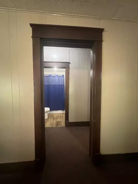 Entry Way - 424 Mammoth St, Thayer, MO 65791 photo 2 of 3