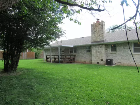 Exterior - 634 N Olive St, Marshfield, MO 65706 photo 9 of 9