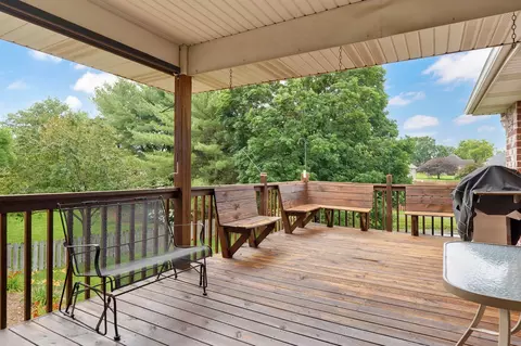 Exterior - 808 W Jackson Ave, Nixa, MO 65714 photo 5 of 12