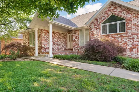 Exterior - 808 W Jackson Ave, Nixa, MO 65714 photo 3 of 12