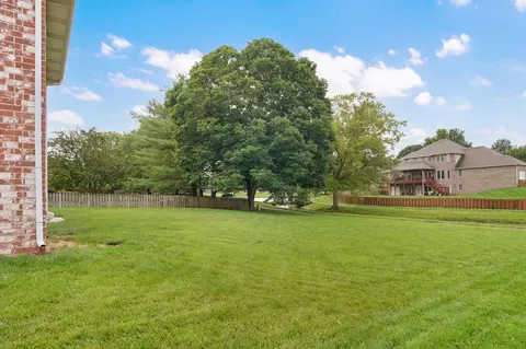 Exterior - 808 W Jackson Ave, Nixa, MO 65714 photo 7 of 12