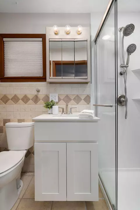 Bath - 2736 E Madison St, Springfield, MO 65802 photo 1 of 3