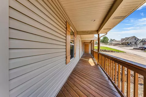 Exterior - 160 Hill Dr, Branson, MO 65616 photo 6 of 12