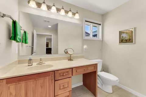 Bath - 160 Hill Dr, Branson, MO 65616 photo 1 of 3