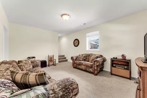 Living - 160 Hill Dr, Branson, MO 65616 photo 4 of 4