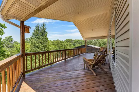Exterior - 160 Hill Dr, Branson, MO 65616 photo 3 of 12