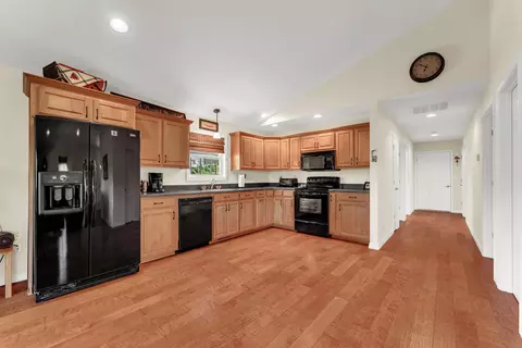 Entry Way - 160 Hill Dr, Branson, MO 65616 photo 1 of 5