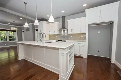 Kitchen - 936 S Weller Ave, Springfield, MO 65802 photo 1 of 8