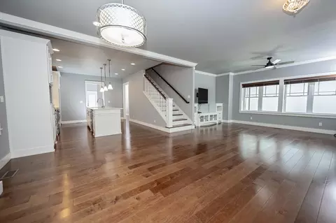Living - 936 S Weller Ave, Springfield, MO 65802 photo 1 of 9