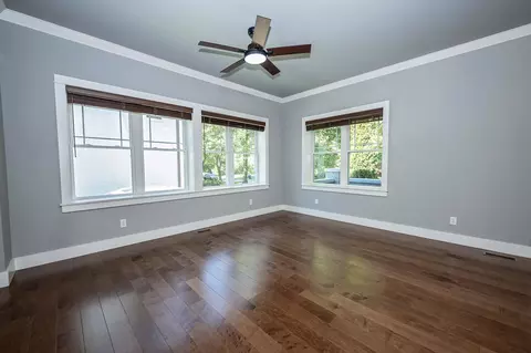 Living - 936 S Weller Ave, Springfield, MO 65802 photo 3 of 9
