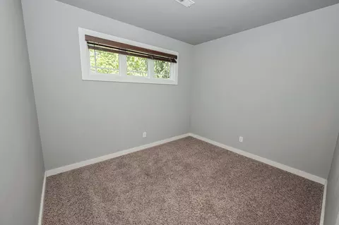Bedroom - 936 S Weller Ave, Springfield, MO 65802 photo 13 of 15