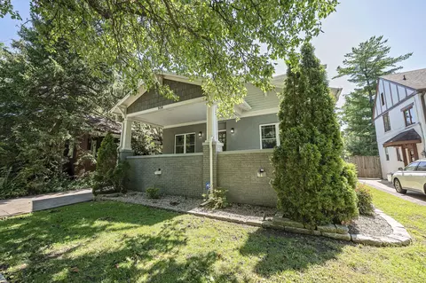 Exterior - 936 S Weller Ave, Springfield, MO 65802 photo 16 of 17
