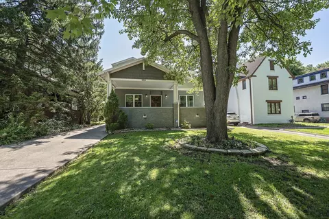 Exterior - 936 S Weller Ave, Springfield, MO 65802 photo 13 of 17