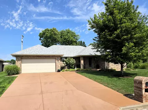 1392 S Acorn Ave, Republic, MO 65738