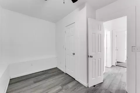 Bedroom - 1201 W Chase St, Springfield, MO 65803 photo 3 of 6