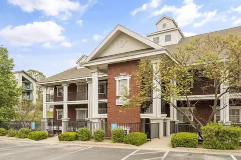 2800 Green Mountain Dr #131, Branson, MO 65616