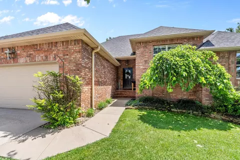 Exterior - 4840 S Prairie View Ave, Battlefield, MO 65619 photo 8 of 14