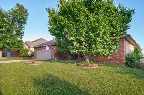 Exterior - 710 Silver Streak Rd, Nixa, MO 65714 photo 3 of 10