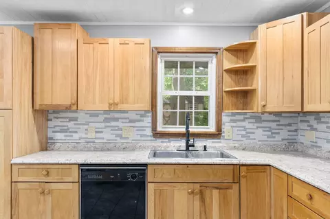 Kitchen - 3012 W Countryside Dr, Springfield, MO 65807 photo 3 of 3