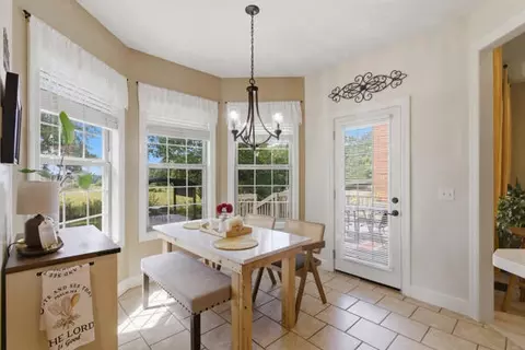 Dining - 4 Remington Dr, Monett, MO 65708 photo 4 of 4