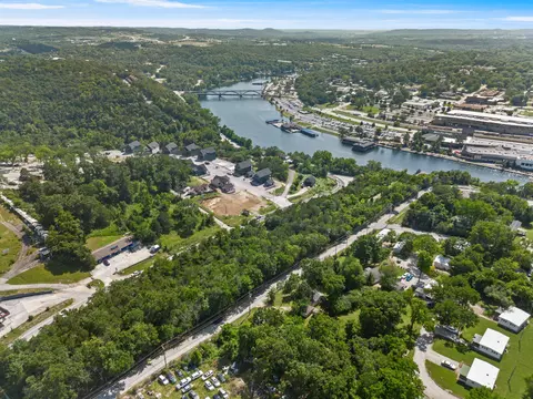 212 Candlestick Rd, Branson, MO 65616 photo 4