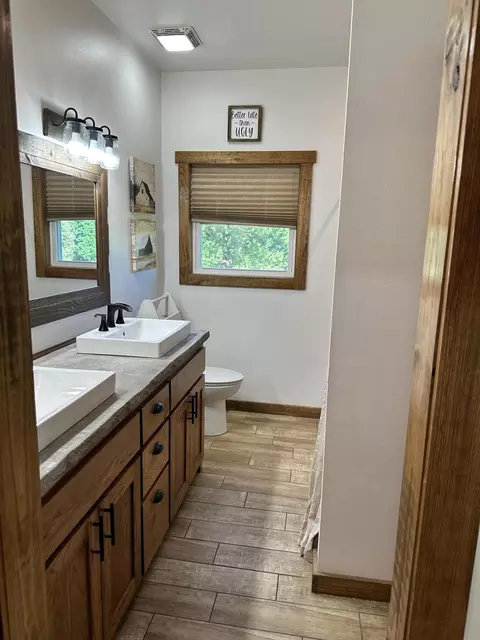 Bath - 4471 County Road 323, Thayer, MO 65791 photo 3 of 6