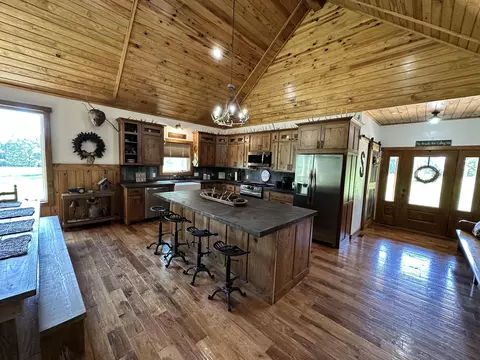 Kitchen - 4471 County Road 323, Thayer, MO 65791 photo 2 of 5