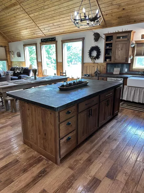 Kitchen - 4471 County Road 323, Thayer, MO 65791 photo 1 of 5
