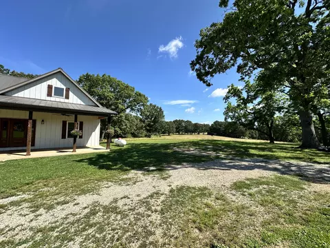 Exterior - 4471 County Road 323, Thayer, MO 65791 photo 4 of 11
