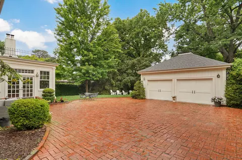 Exterior - 1463 E Meadowmere St, Springfield, MO 65804 photo 16 of 22