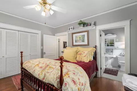 Bedroom - 1463 E Meadowmere St, Springfield, MO 65804 photo 3 of 4