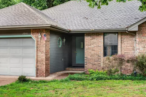 2941 E Belmont St, Springfield, MO 65802 photo 3