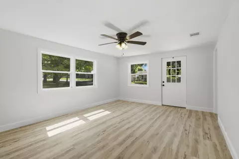 Living - 119 E Pearl St, Aurora, MO 65605 photo 2 of 2