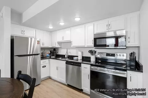 Kitchen - 403 Veterans Blvd #201, Branson, MO 65616 photo 1 of 1