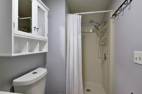 Bath - 3 Memory Ln #8, Branson, MO 65616 photo 4 of 4