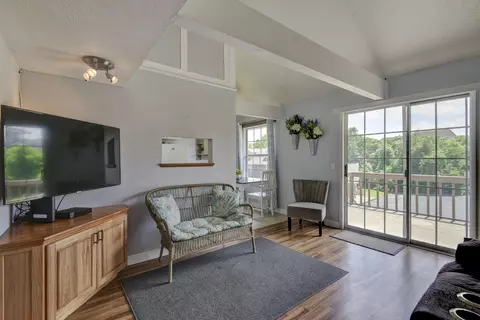 Living - 3 Memory Ln #8, Branson, MO 65616 photo 4 of 5