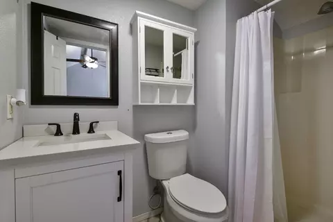Bath - 3 Memory Ln #8, Branson, MO 65616 photo 3 of 4