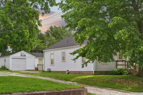 1017 W Madison St, Springfield, MO 65806